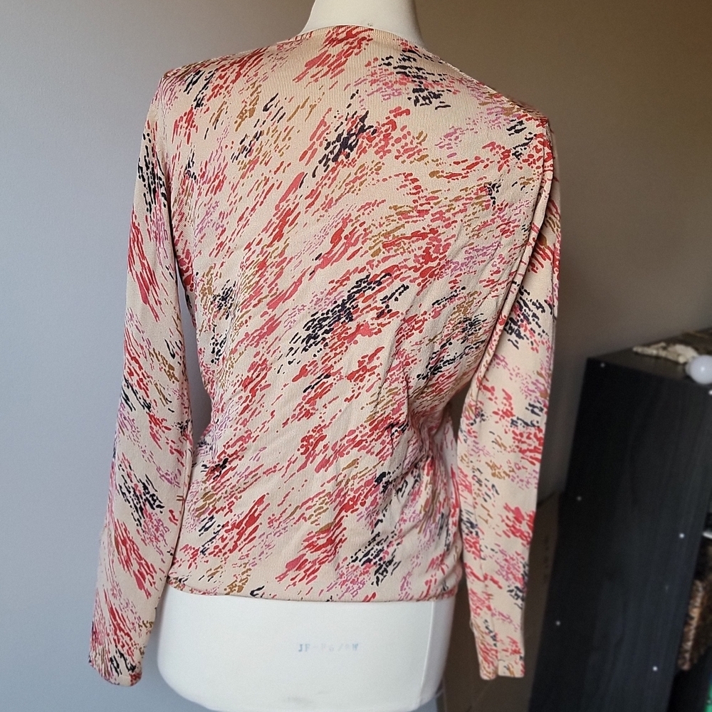 Saks Fifth Avenue Orange and Black Patterned Sweater 100% Silk - Picture 2 of 4